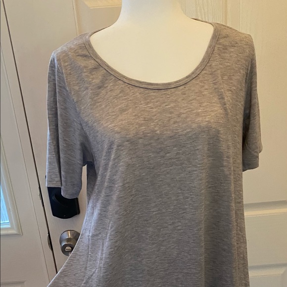 Grey LLR Perfect Tee, size L - Picture 2 of 6
